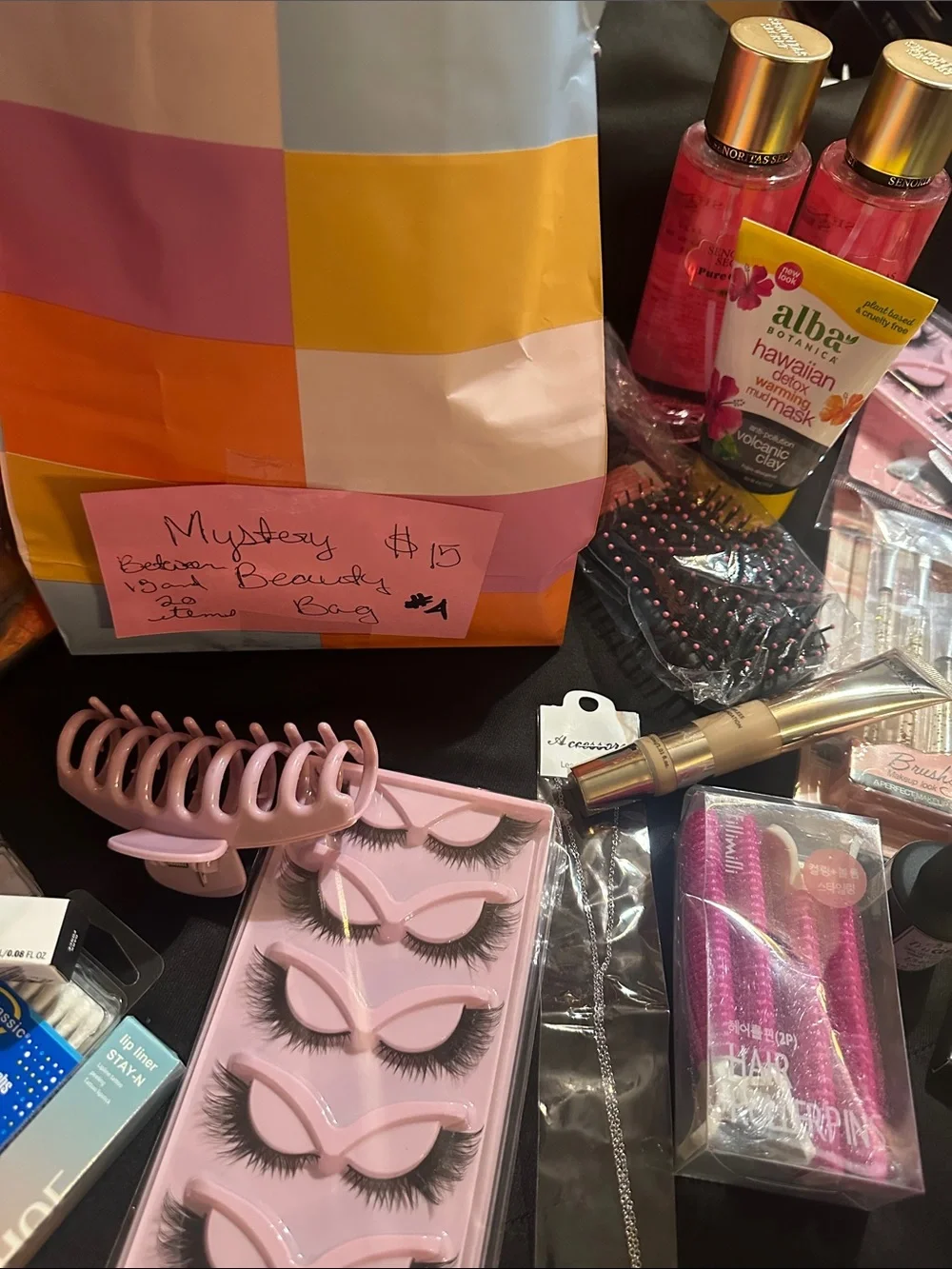 Mystery Beauty Bag - Assorted Pink Accessories huge value
